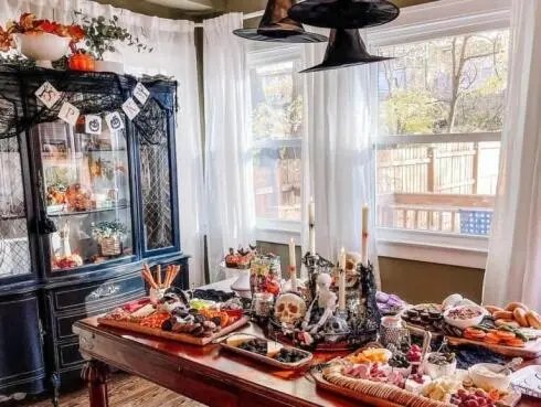 Halloween Skull Table Setting