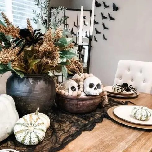 Halloween Table Decor