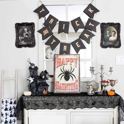 Halloween Table Setting