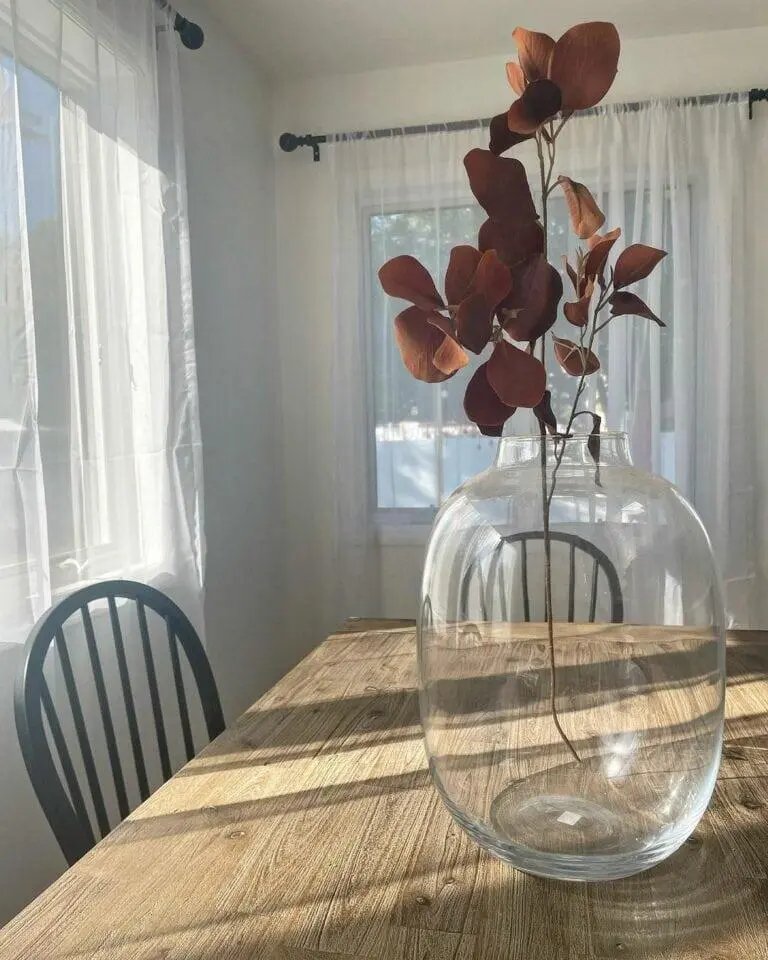 Large Simple Vase Centerpiece