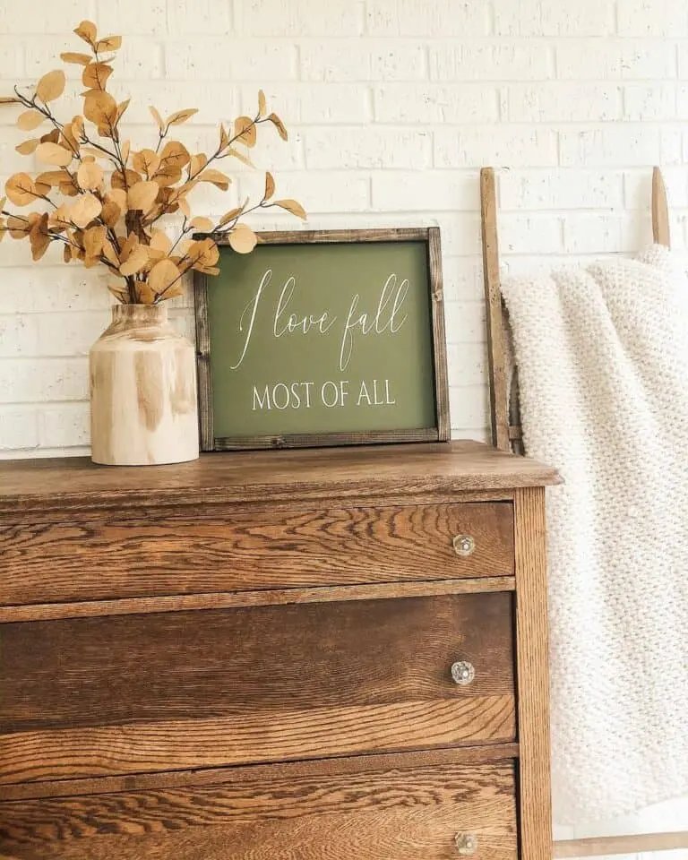 Minimalist Neutral Fall Décor
