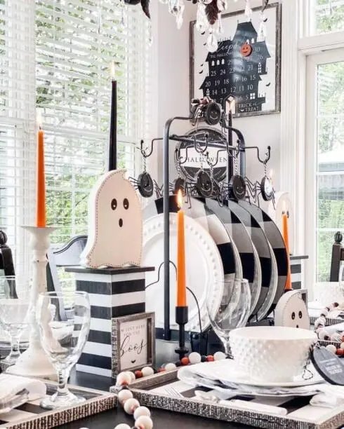 Monochrome Halloween Centerpiece