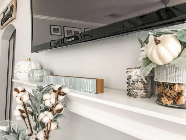Natural Mantel Decorations