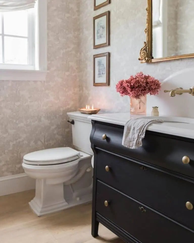 Neutral Fall Bathroom Decor