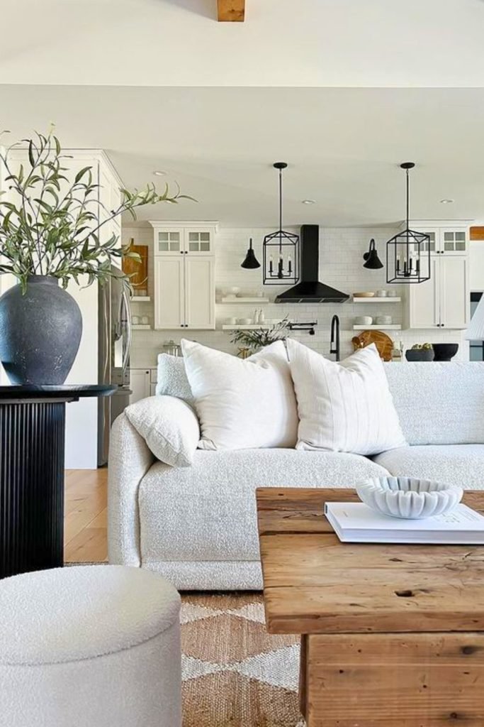 Neutral Farmhouse Fall Decor