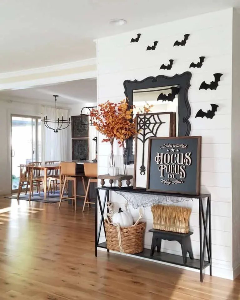 Neutral Hocus Pocus Decor