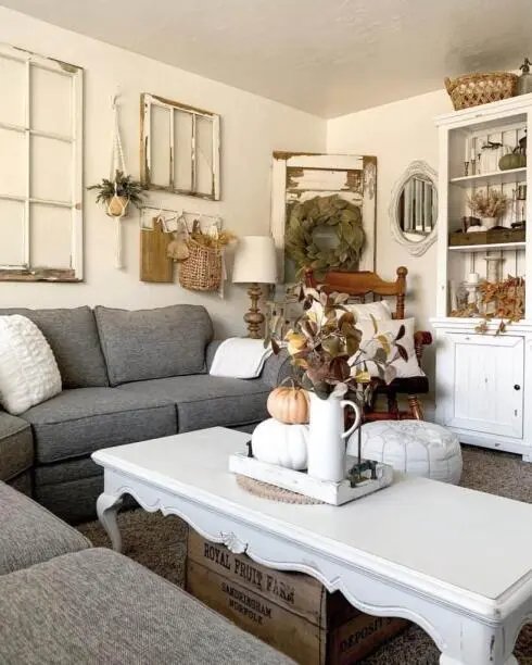 Pumpkin Displays and Fall Colors