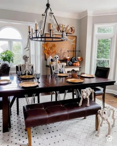 Skeleton Family Centerpiece