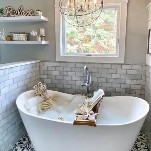 Skeleton in Bubble Bath