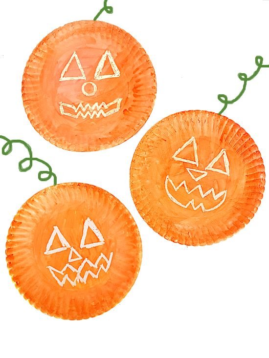 Spooky Paper Plate Pumpkin