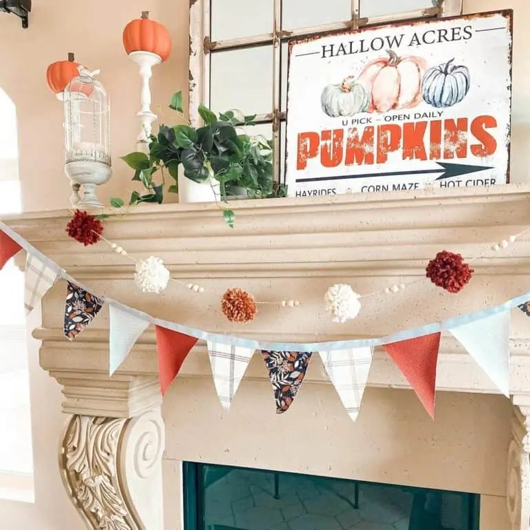 Versatile Year-Round Decor