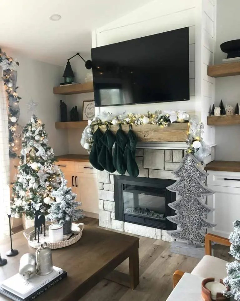 White Themed Christmas Decor