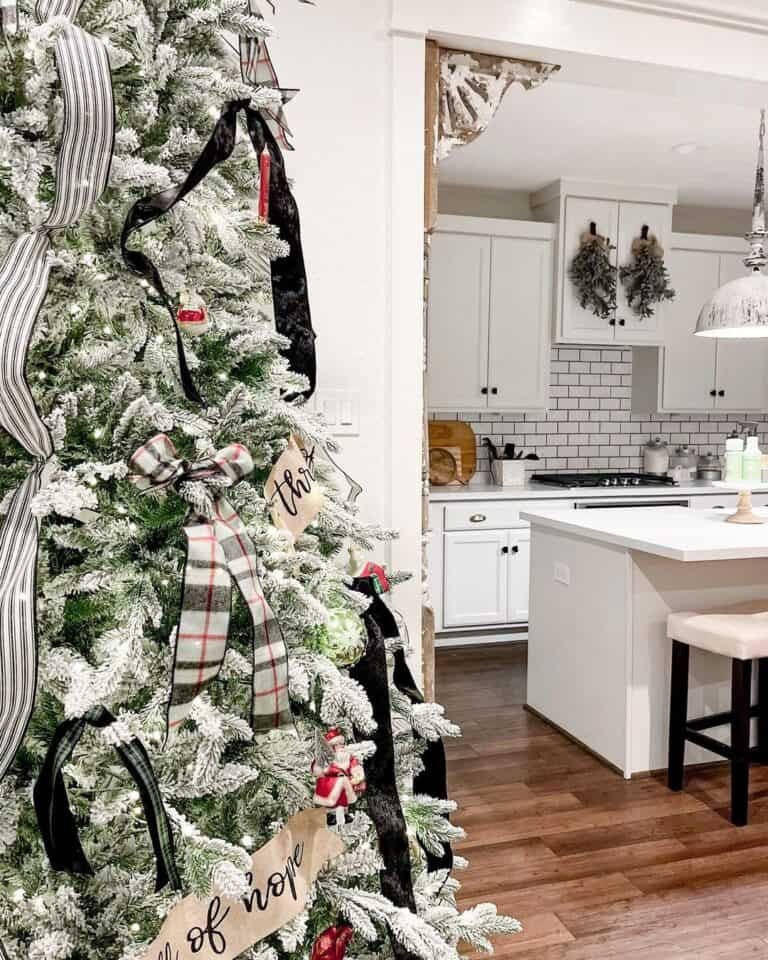 Black Ornament Ideas