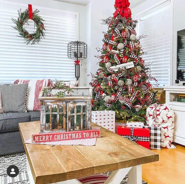 Black White Ribbon Tree