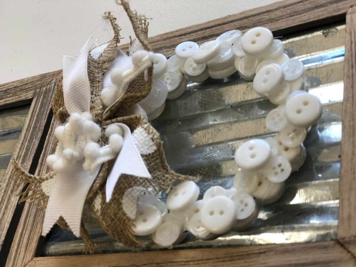 Button Mini Wreath