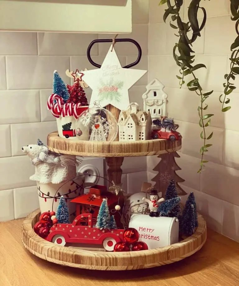 Cake Stand Vignettes