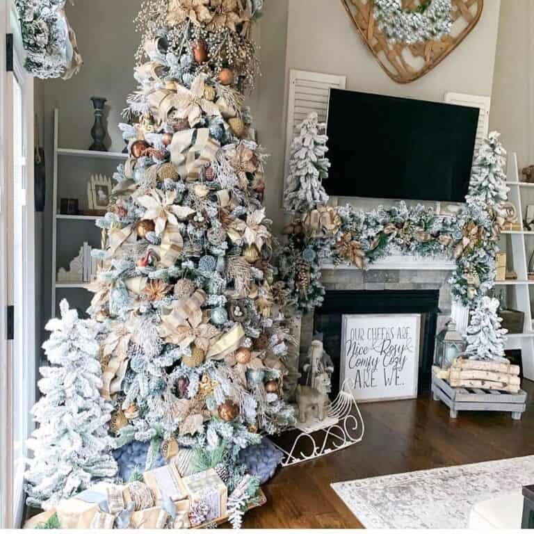 Corner Tree Display