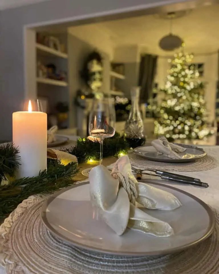Dark Christmas Tables