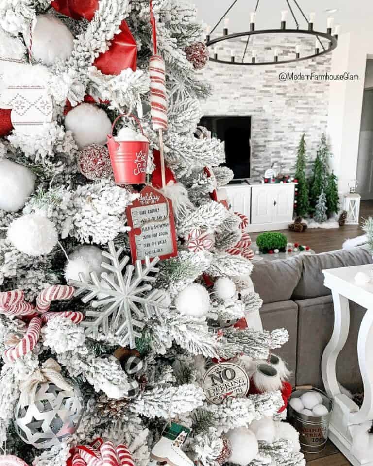 Farmhouse Tree Decorations