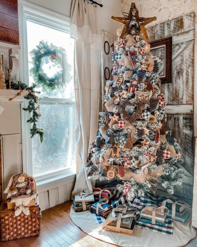 Flocked Tree Plaid Decor