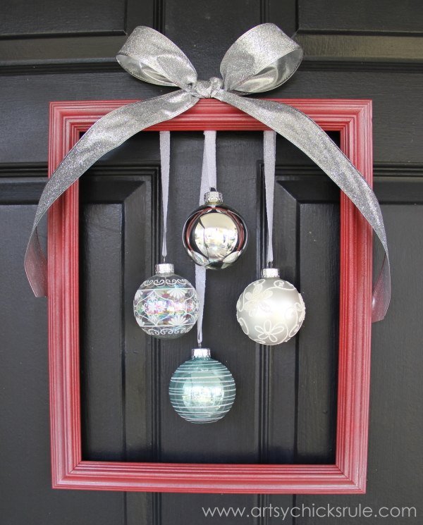 Frame Ornament Wreath