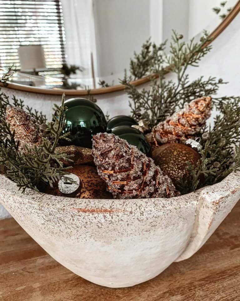 Frosted Pinecone Display