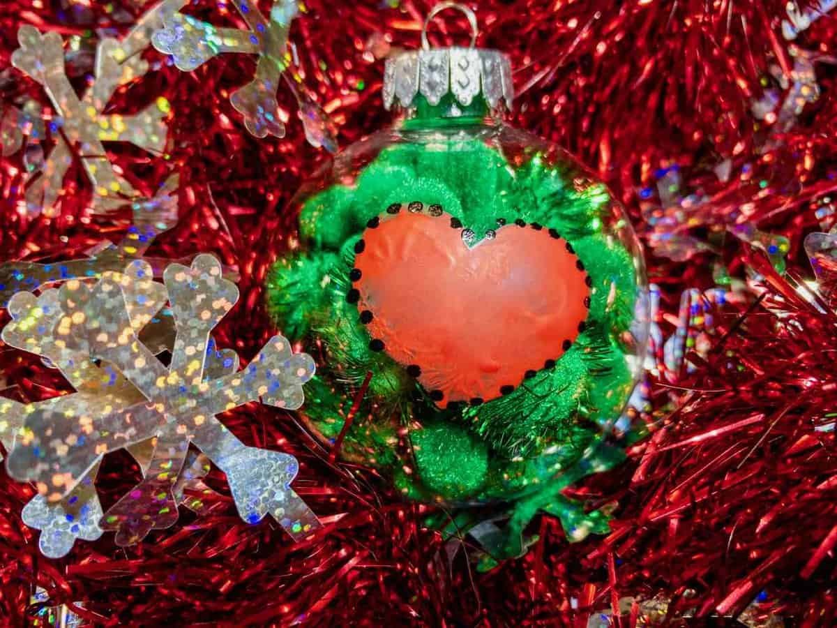Grinch Pipe Cleaner Ornaments