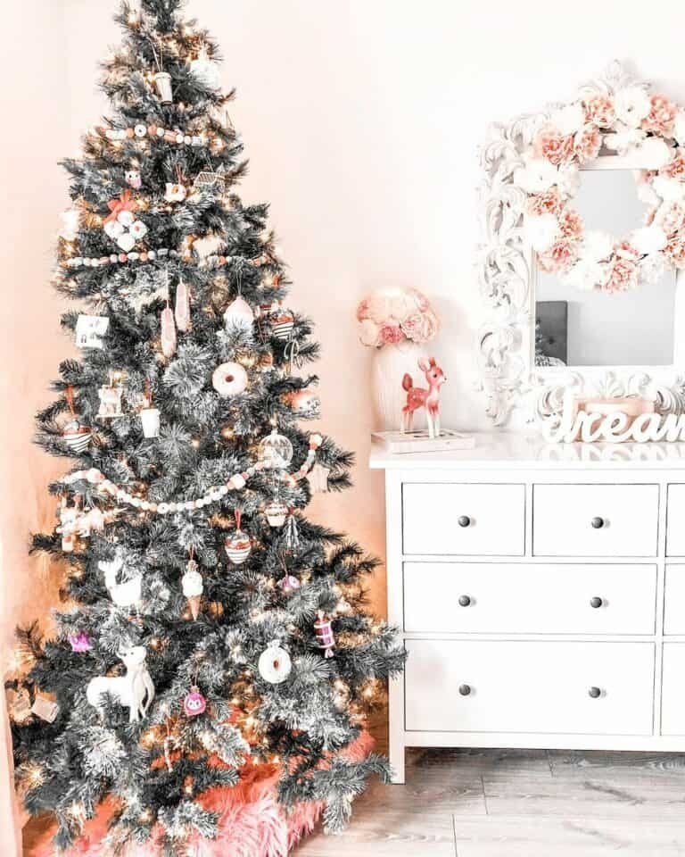 Kids' Christmas Bedroom