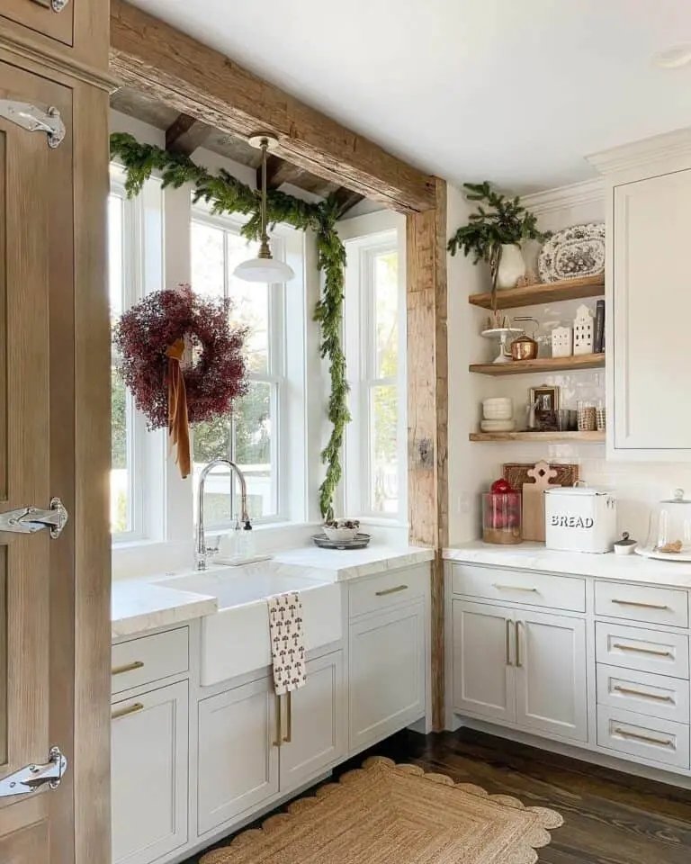 Kitchen Window Garland