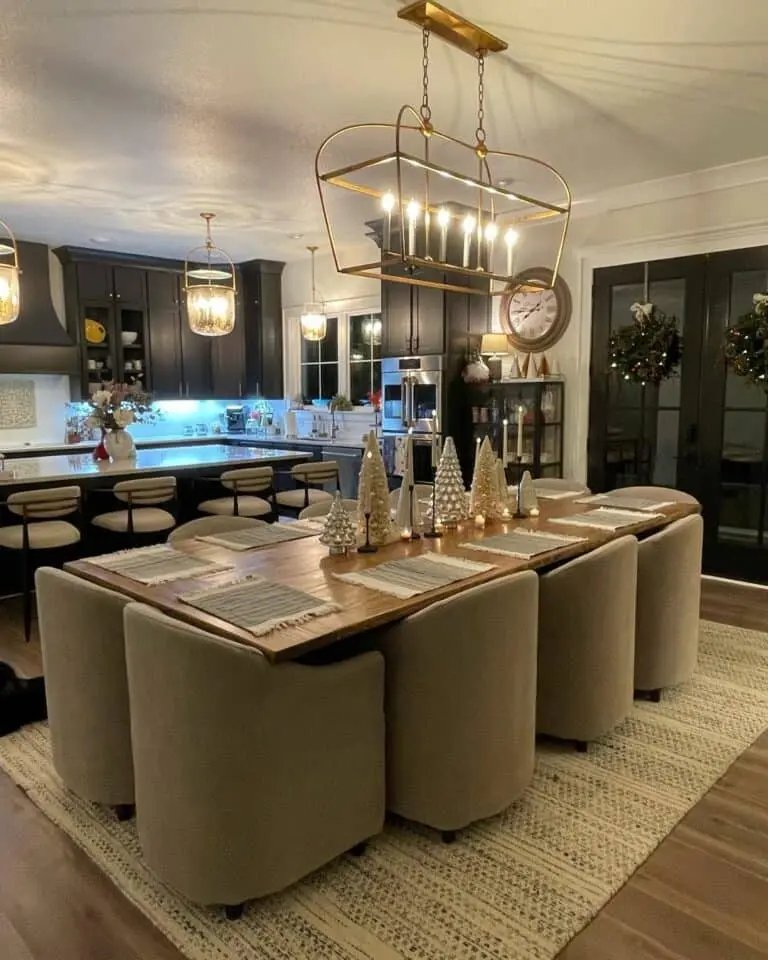 Metallic Table Centerpiece