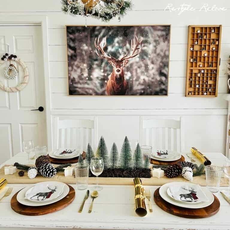 Modern Christmas Tables