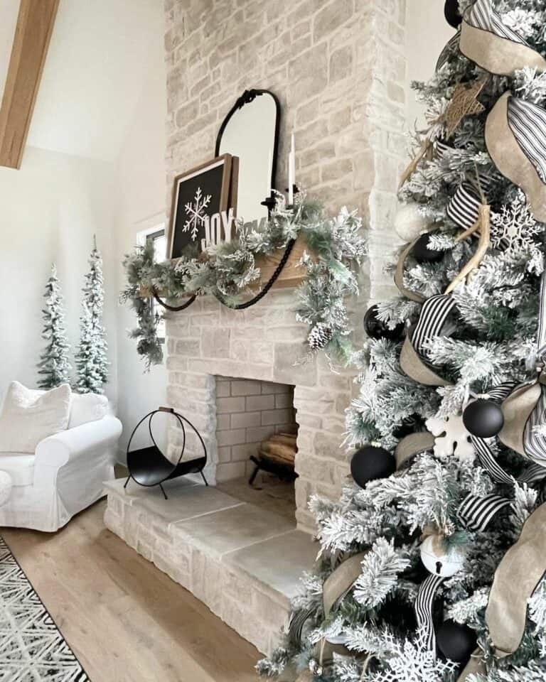 Monochrome Flocked Tree