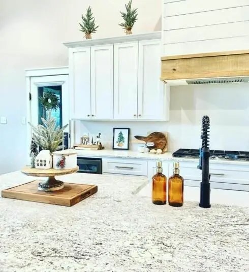Neutral Kitchen Decor