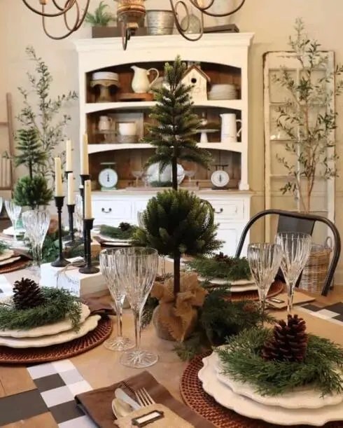 Pine Centerpiece Design