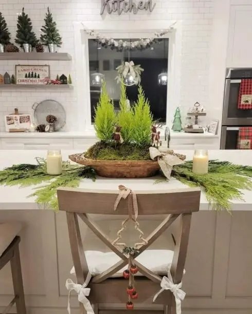 Pine Kitchen Centerpiece