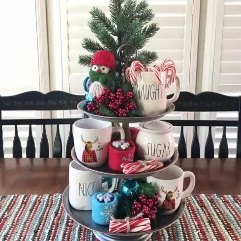 Pine Peppermint Tiered Tray