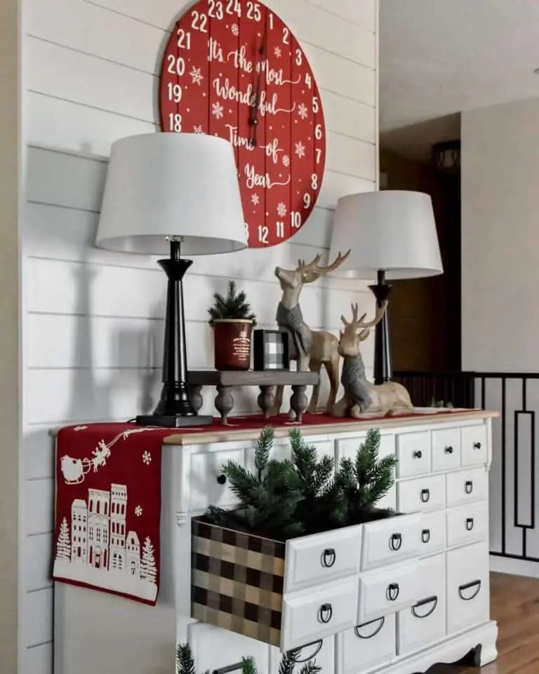 Plaid Entryway Wallpaper