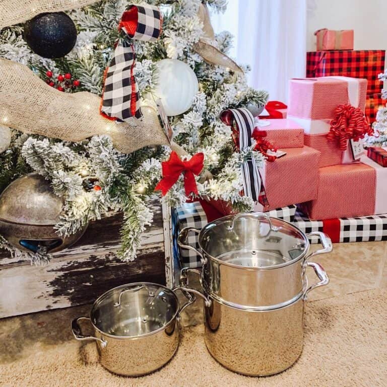 Plaid Ribbon Tree