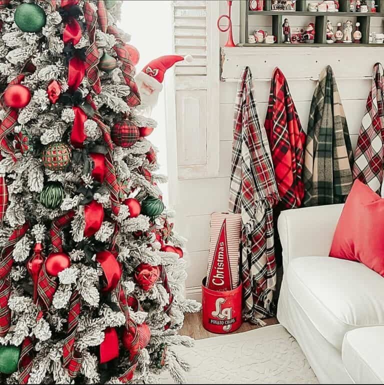 Plaid Tree Decorations