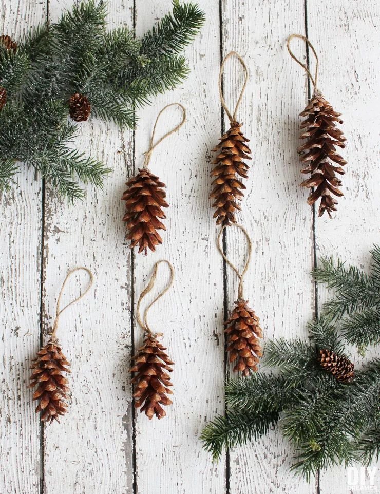 Plain Pinecone Ornaments