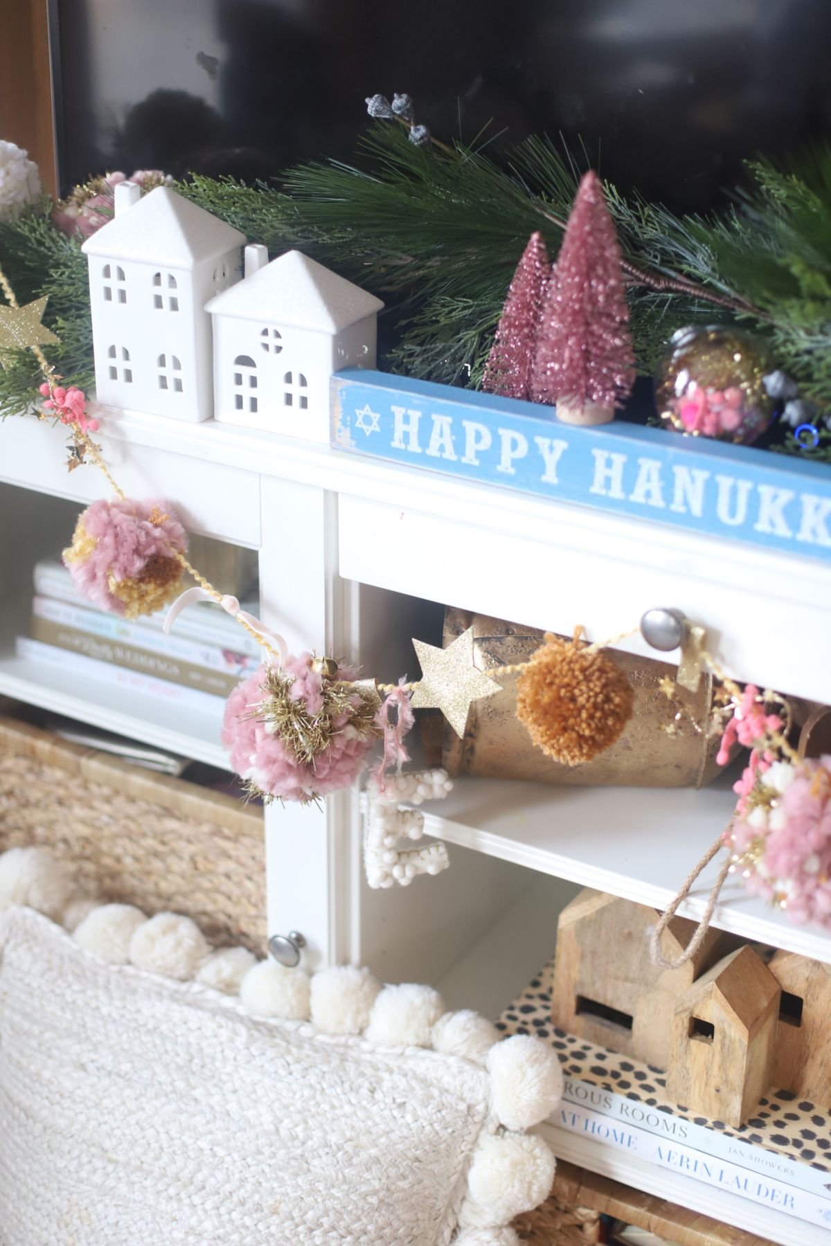 Pompom Garland Craft