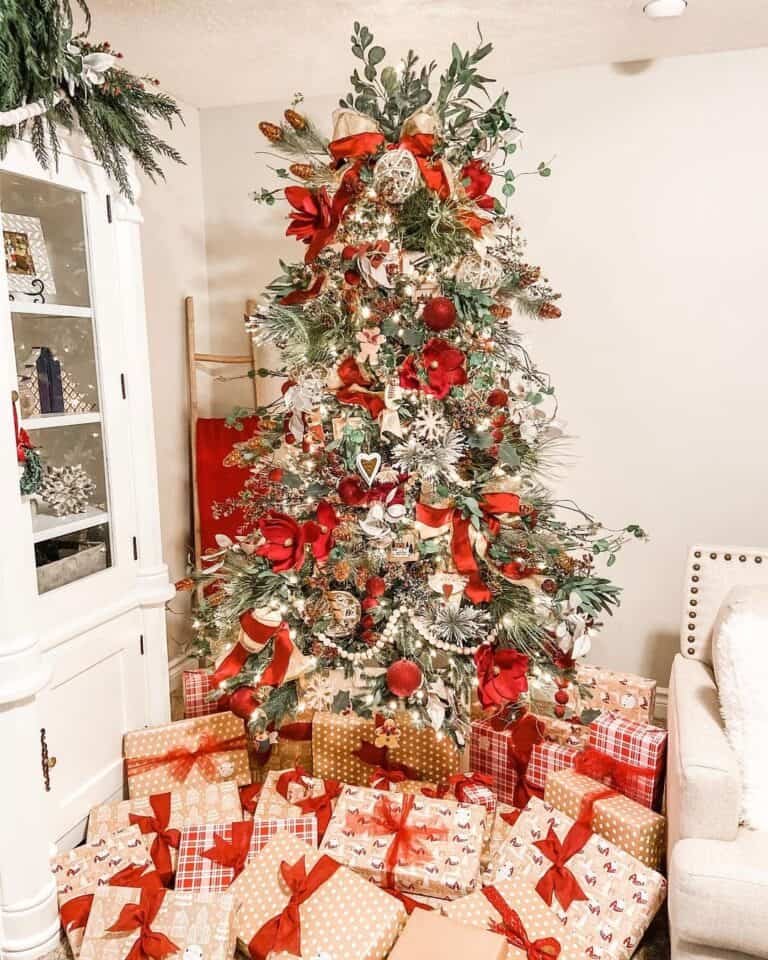 Red Gift Wrapping