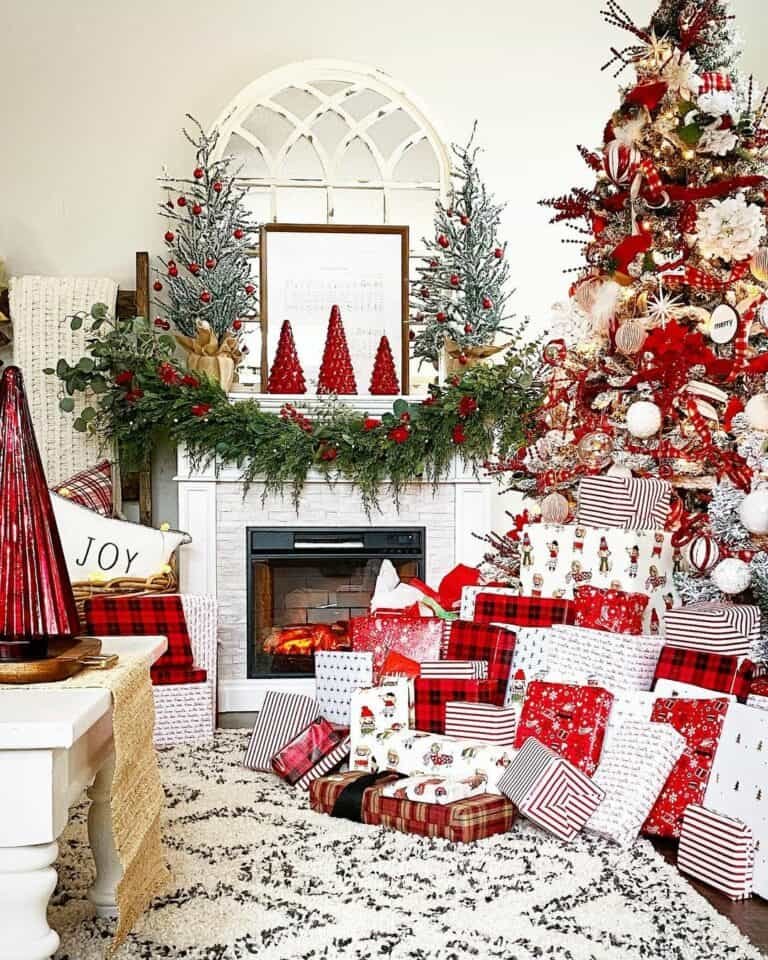 Red Plaid Christmas Tree