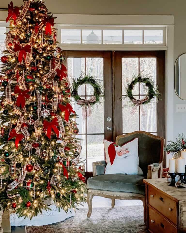 Red Tree Bows