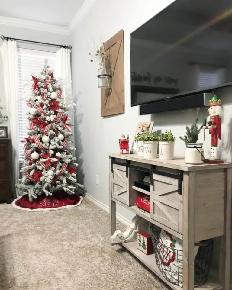 Red White Bedroom