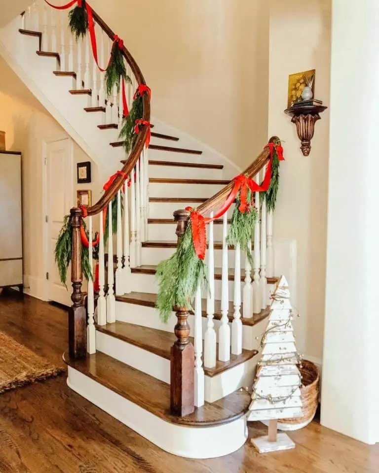 Ribbon-Bound Swag Garland