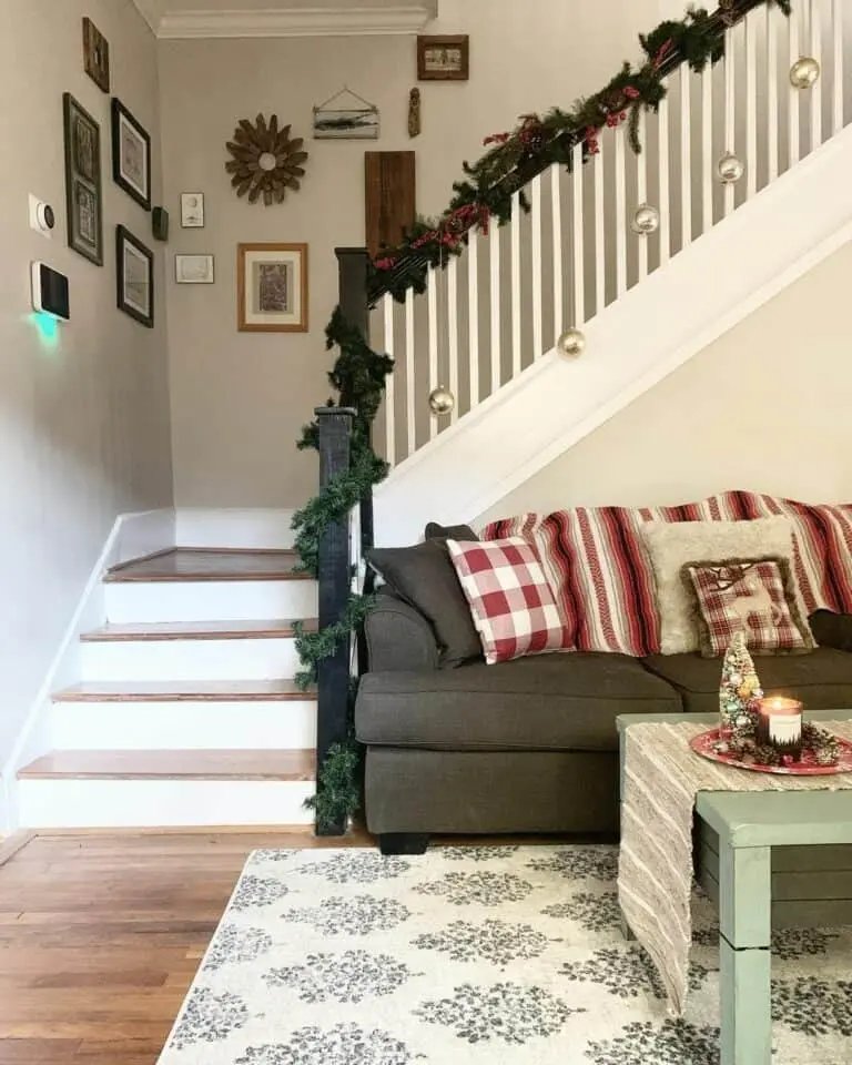 Staircase Garland Ornaments