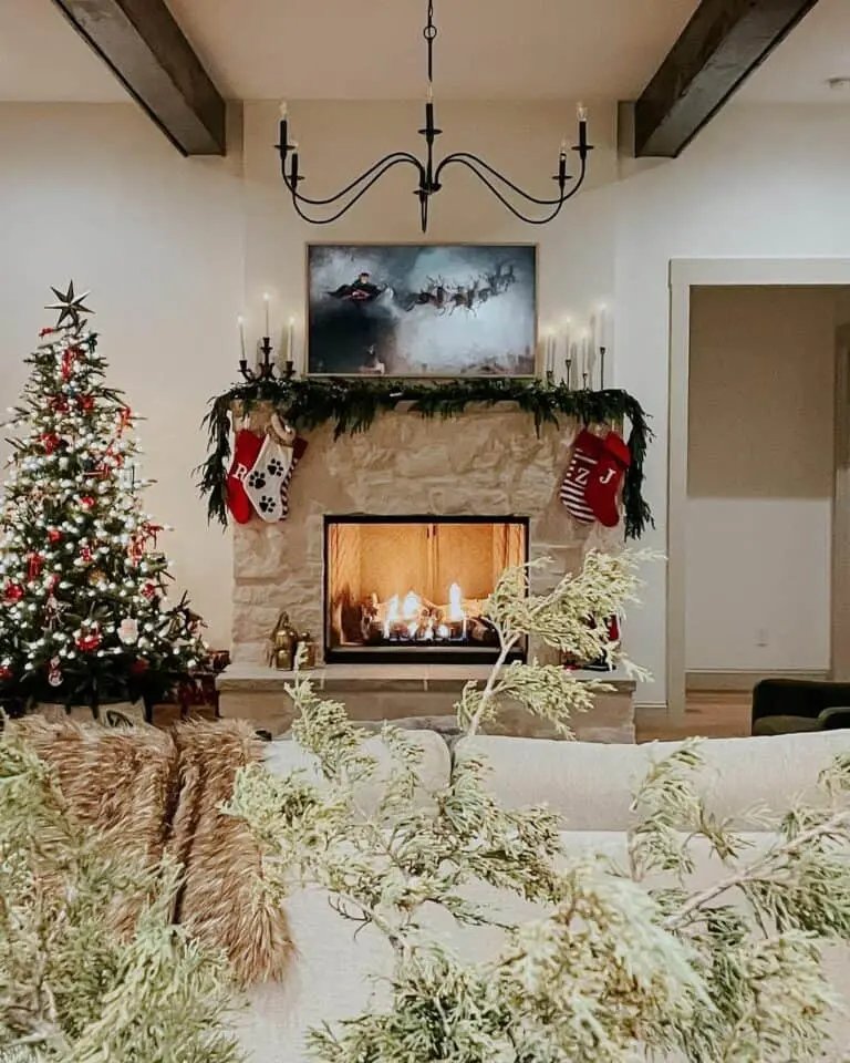 Traditional Christmas Themes