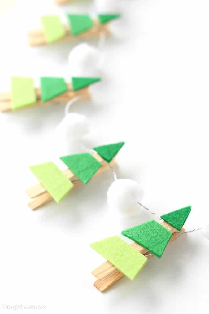 Tree Pom Pom Garland