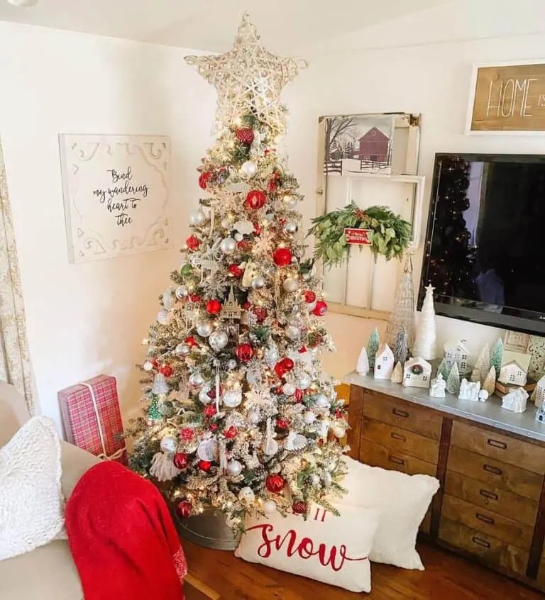 White Farmhouse Christmas